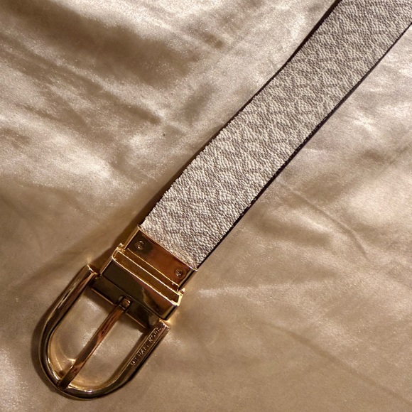 Michael Kors Gold Buckle Women\'s Belt main image 4